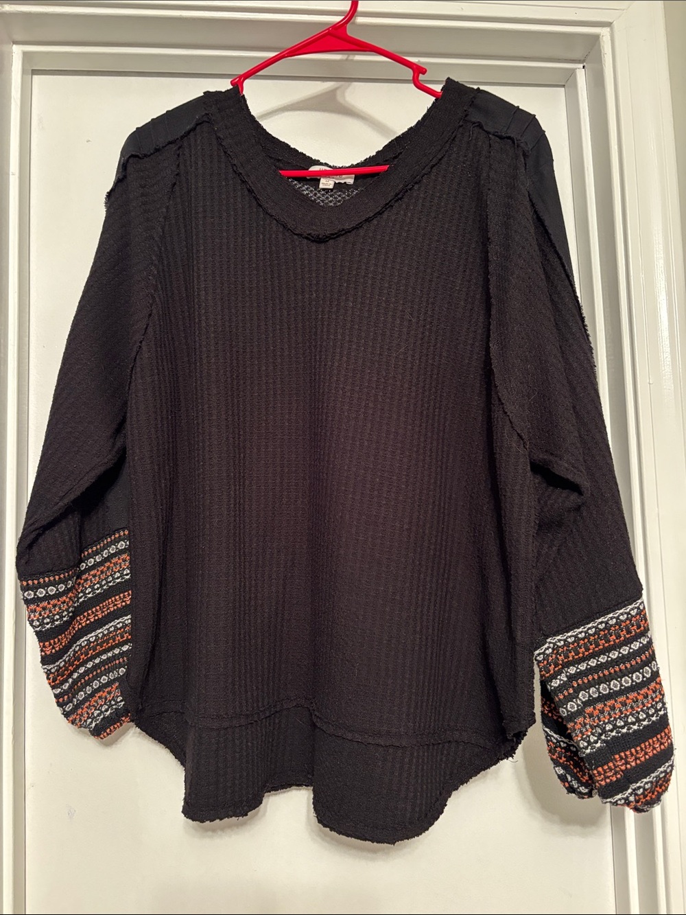 Umgee Waffle Knit Black Women's Long Sleeve Top with Patterned Cuffs